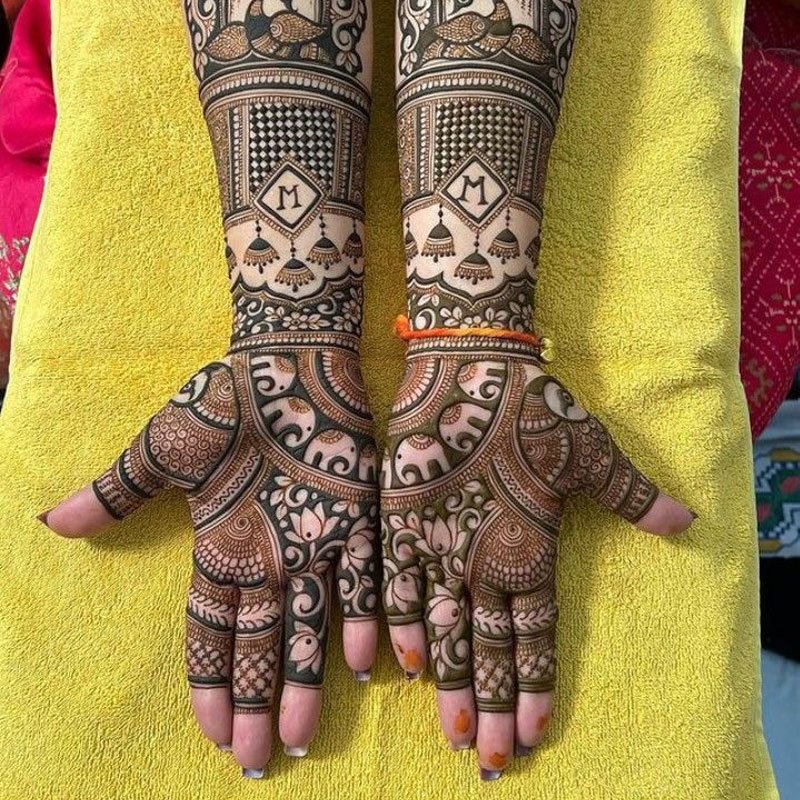 Image gallery marquee